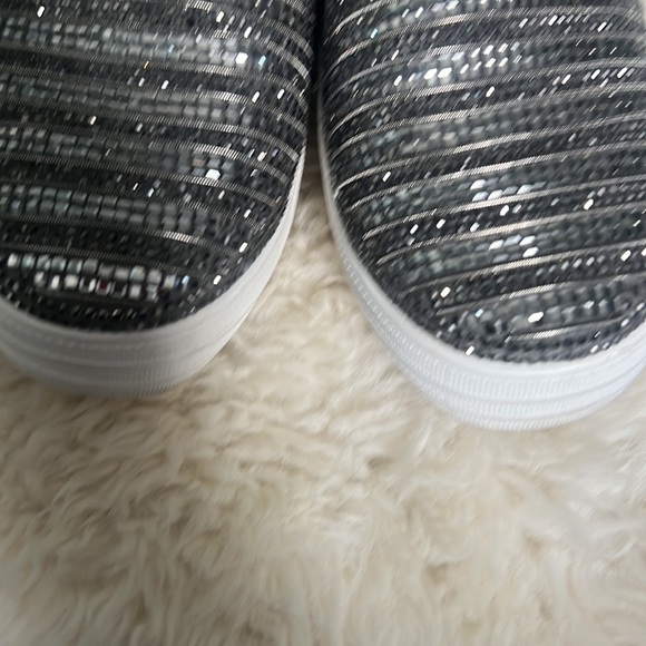 Sketchers Shoes - Picture 6 of 6